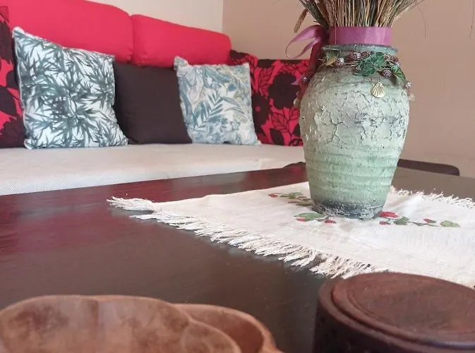 Cozy Alexandros Near Aqueduct شقة *